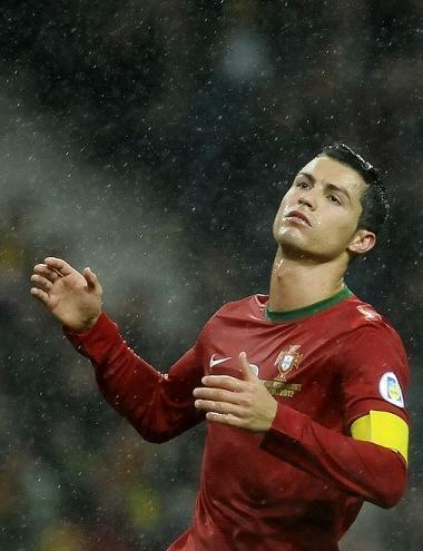 [Football] Black powder daily